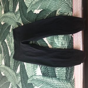 Lulu Lemon Black Crop Leggings